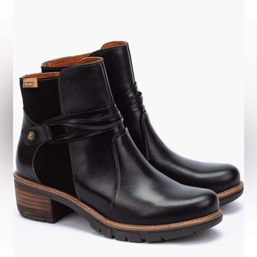 Pikolinos San Sebastián Water resistant Black Boots size 38/ 7.5 8
